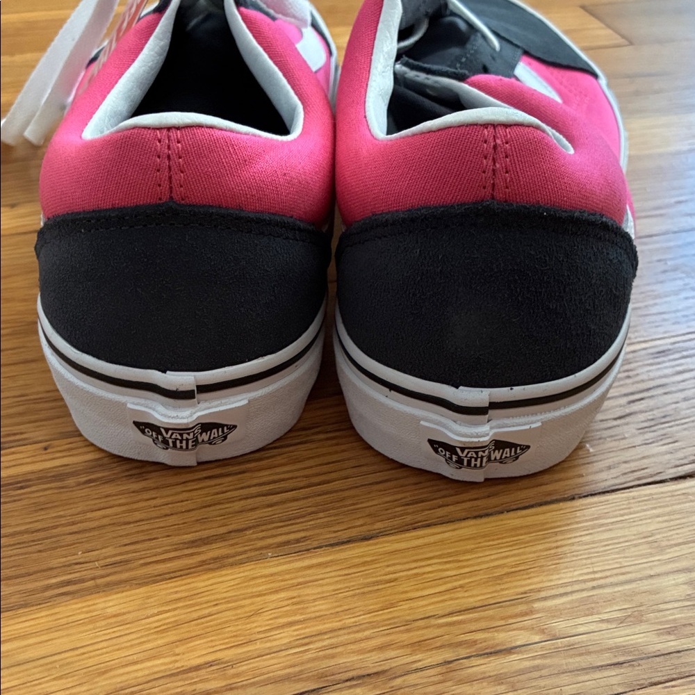 Vans Old Skool Black Pink Fuchsia Skate Shoes w/ Box NWT - Women's 9.5 - Picture 6 of 12